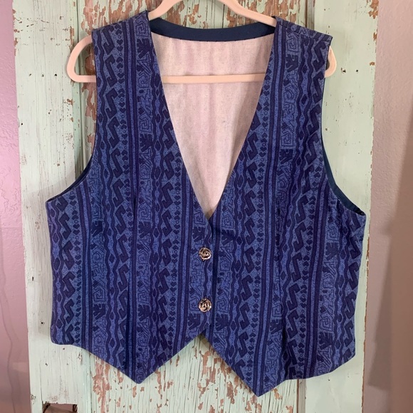 Jackets & Blazers - Vintage women’s blue Aztec print button down vest Preloved good condition